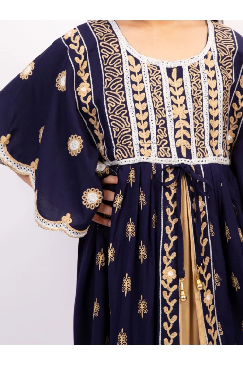 جلابية بتطريز مميز