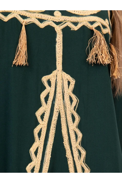 جلابية بتطريز ذهبي مميز