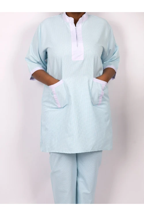 زي عاملات بياقة عالية و سحاب مع جيب