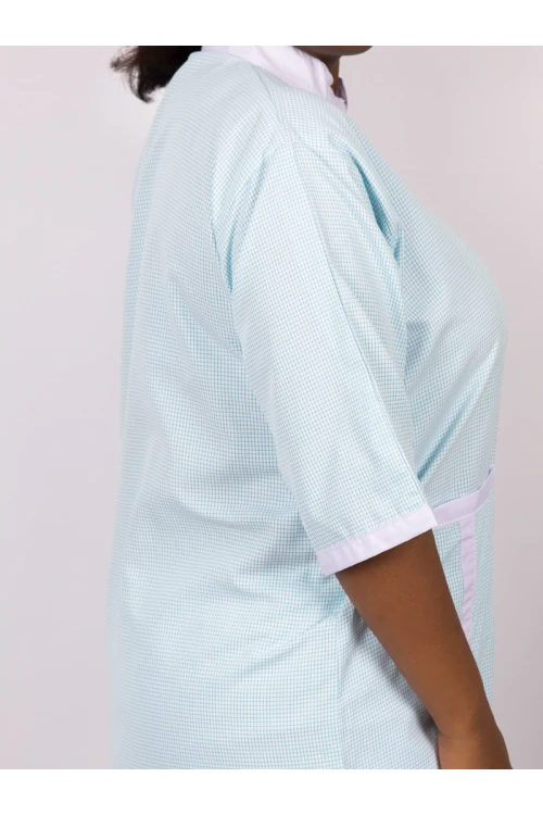 زي عاملات بياقة عالية و سحاب مع جيب