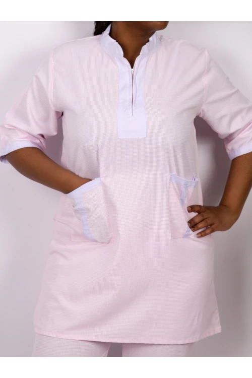 زي عاملات بياقة عالية و سحاب مع جيب