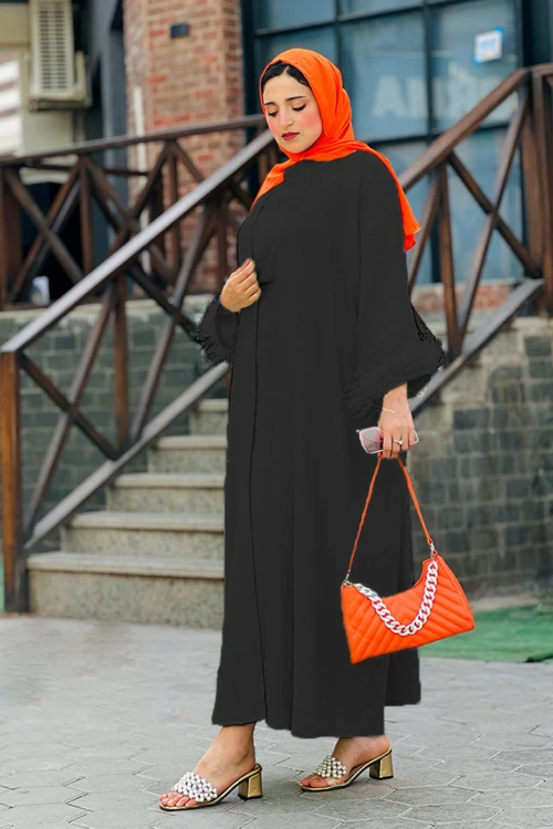 طقم نسائي قطعتين اكمام ريش