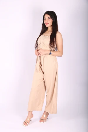 طقم قطعتين بنطلون و بلوزة