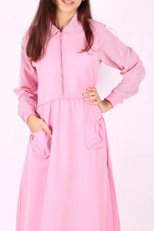 مريول مع قميص قطعة واحده سحاب أمامي و جيوب أماميه