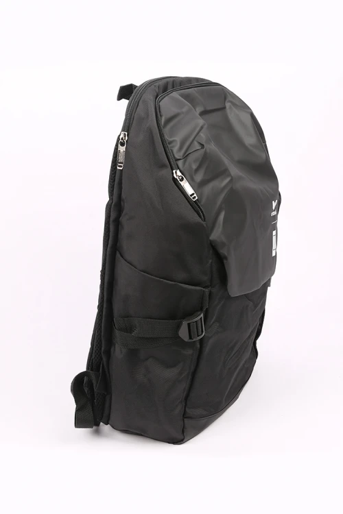 شنطة ظهر سحاب و جيوب متعددة