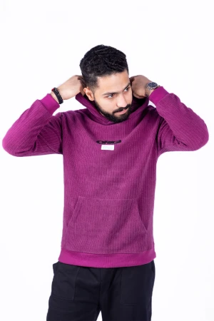 بلوفر رجالي جيوب أمامية قماش مخمل لون عنابي