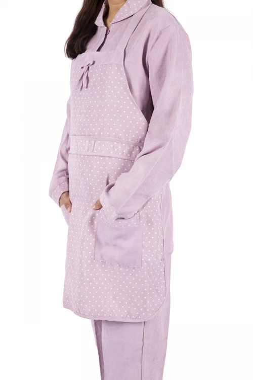 زي عاملة 3 قطع منقط بجيوب و ياقة بازرارأمامية