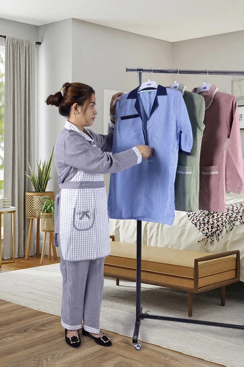 زي عاملة 3 قطع كاروهات أكمام طويلة  بجيوب فيونكة و ياقة بازرار أمامية