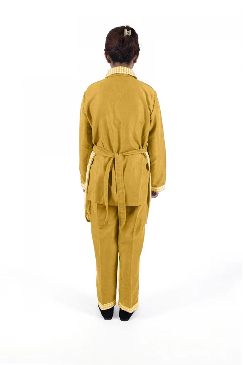 زي عاملة 3 قطع كاروهات أكمام طويلة  بجيوب فيونكة و ياقة بازرار أمامية