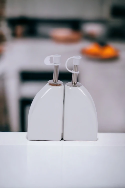 زجاجة توزيع زيت الزيتون مصنوع من البورسلان 2 قطعة