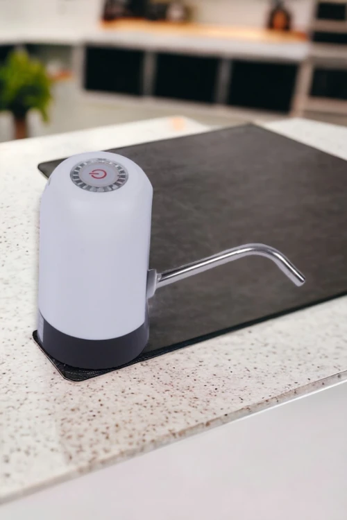 موزع المياة التلقئي مضخو مياة الشرب الكهربائية اللاسلكية USB