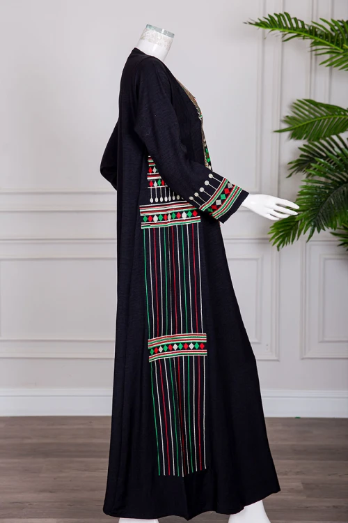 جلابية تراثية نسائي متعدد الالوان تطريز عسيري ونقوشات ملونة من الأمام والجوانب و الأكمام