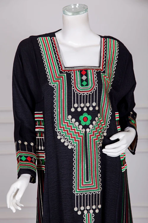 جلابية تراثية نسائي متعدد الالوان تطريز عسيري ونقوشات ملونة من الأمام والجوانب و الأكمام