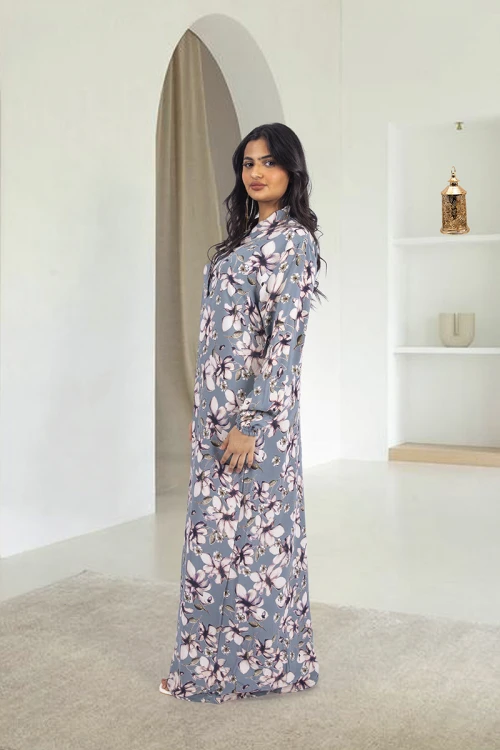 قميص روز نسائي طويل بطبعات ورود كامل أكمام طويلة مزمومة وياقة مرتفعة بقلبات و أزرار أمامية