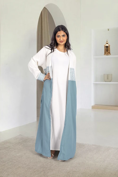 جلابية نسائي أنيقة قطعتين داخلي علاقي لون سكري سادة والخاجي شكل عباية مفتوحة باللون السكري والتفاحي يفصل بينهم تطريز أنيق مع رباط على الخصر