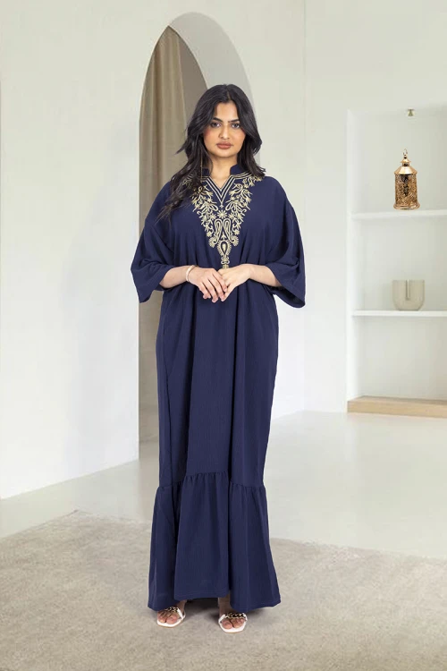 جلابية نسائي انيقة لون كحلي أكمام قصيرة و ياقة عالية