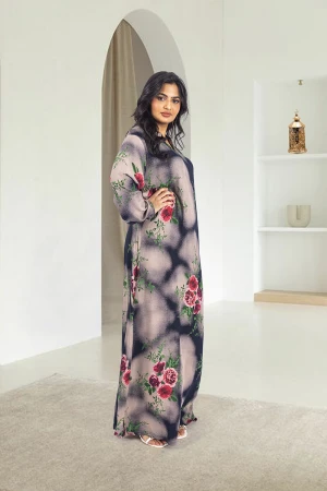 قميص روز نسائي طويل  بطبعات ورود كامل أكمام طويلة وياقة مرتفعه بشكل قلبات بفتحة مثلثة صغيرة 