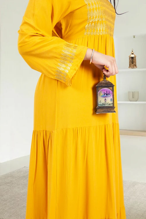 فانوس رمضان حجم صغير مكتوب عليها رمضان كريم ورسومات مختلفة