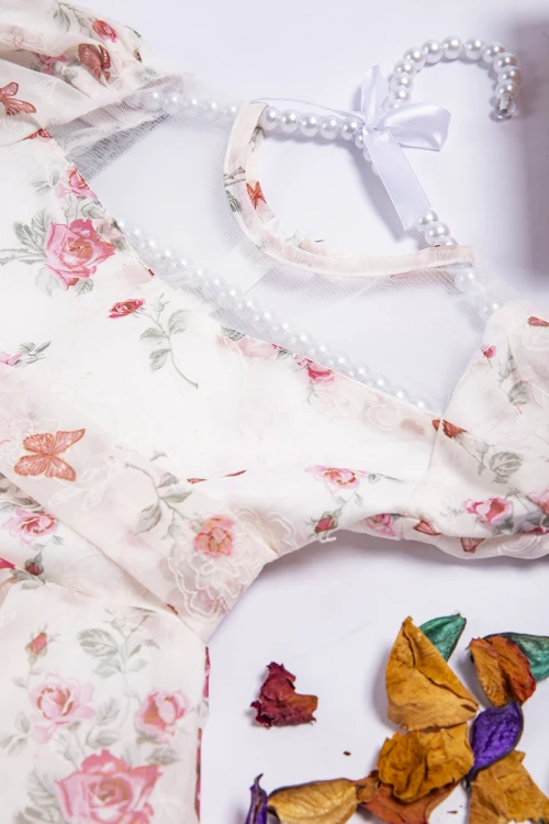 فستان بناتي أنيق بيج مشجر أكمام قصيرة و فتحة الصدر دائرية بخصر مزموم مرتفع