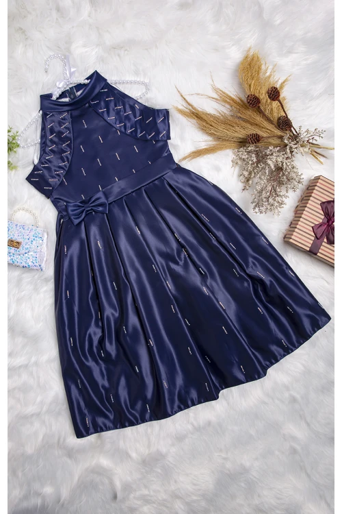 فستان بناتي أنيق لون كحلي بفصوص كريستال بالكامل  ياقه عاليه وفيونكة ورباط على الخصر