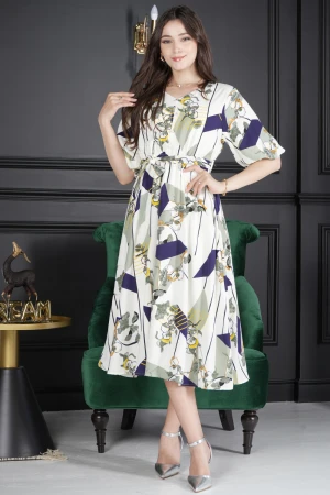 فستان نسائي أنيق مشجر طويل و أكمام قصيرة مزمومة و فتحة صدر شكل سبعة ورباط على الخصر