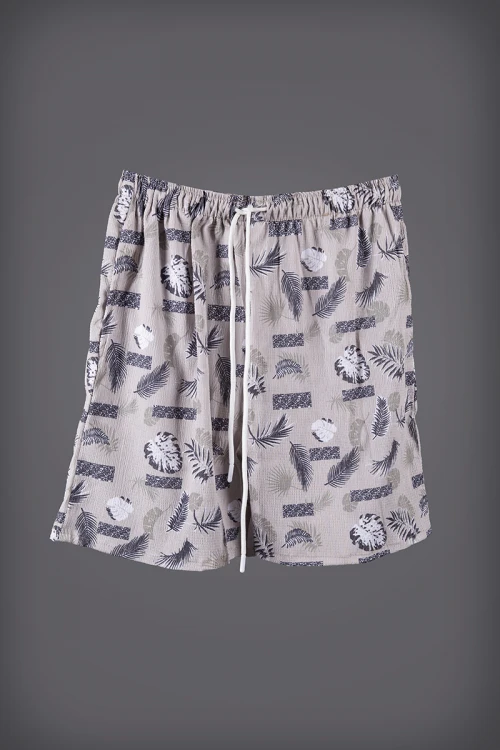 طقم رجالي صيفي قطعتين قماش مشجر قميص نص كم بأزرار أمامية و شورت برباط على الخصر