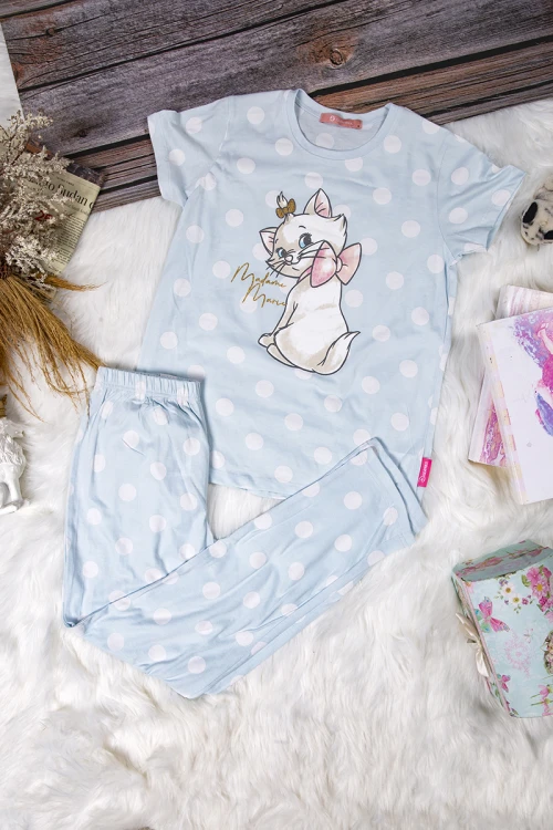بيجاما بناتي أنيقة قطعتين تي شيرت أكمام قصيرة بكتابات و رسمة لولو كاتي مع بنطلون ضيق طويل