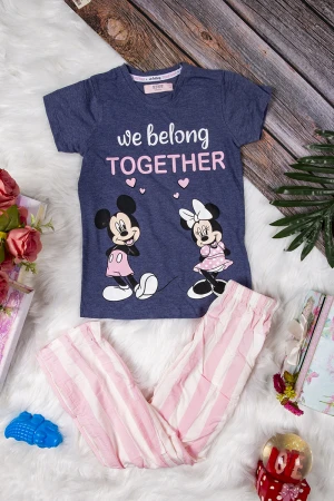بيجاما بناتي أنيقة قطعتين تيشرت أكمام قصيرة بكتابات و رسوم ميكي و ميني ماوس و بنطلون سادة مخطط