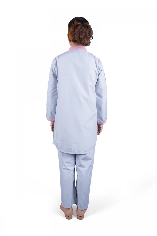 زي عاملة قطعتين بأكمام طويلة ياقة عالية و سحاب من الأمام