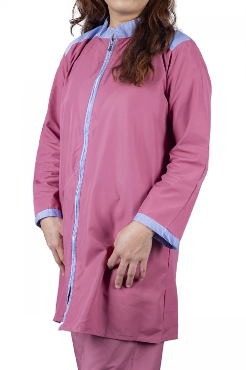 زي عاملة قطعتين بأكمام طويلة ياقة عالية و سحاب من الأمام