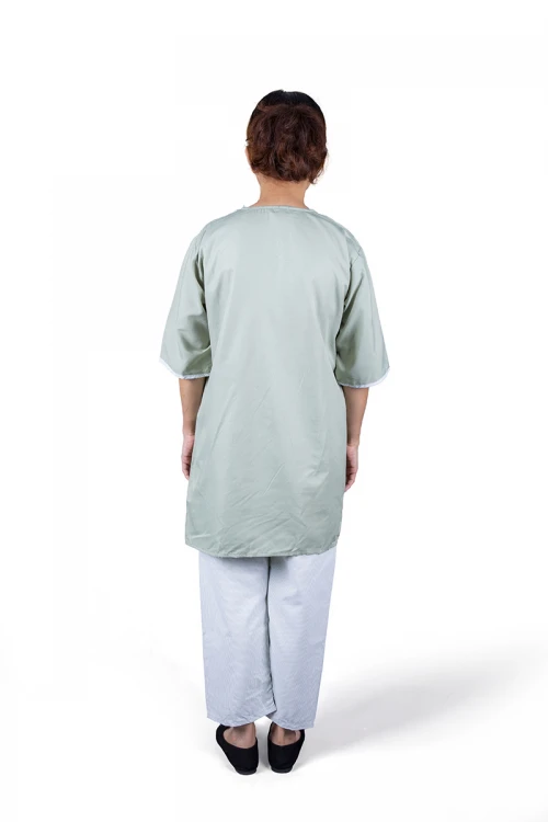 زي عاملة قطعتين قماش سادة أكمام قصيرة بياقة V و جيوب من الأمام