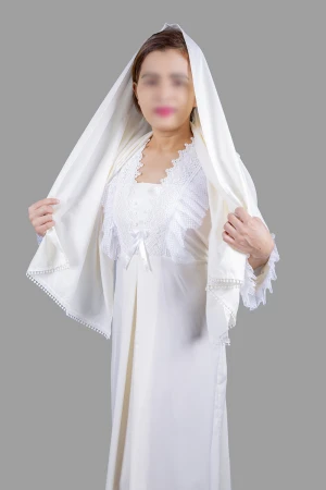 قميص نسائي رضاعة قطعتين لون سكري بأطراف دانتيل على الصدر و الأكمام مع طرحة 