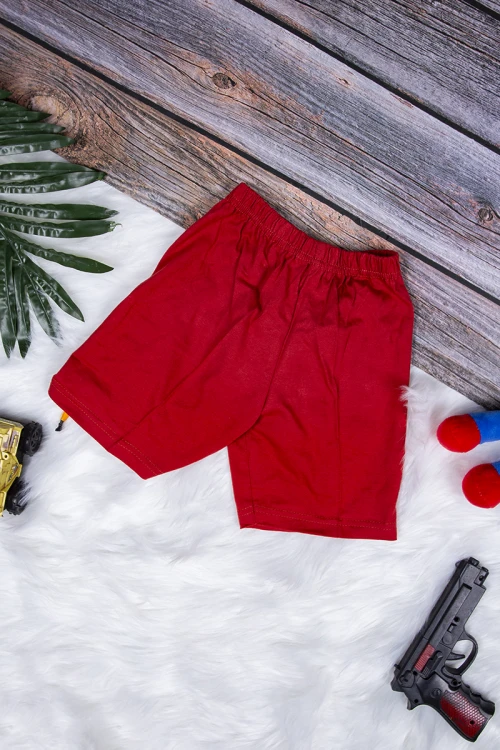 طقم بيجاما ولادي قطعتين تيشرت أكمام قصيرة بكتابات من الأمام مع شورت قصير