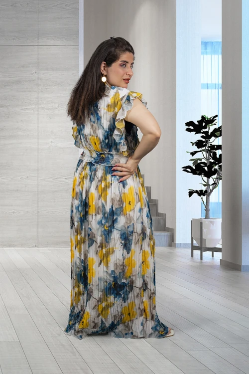 فستان نسائي أنيق قماش مشجر بدون أكمام بقصة صدر عالية بزم وكرانيش على الأكتاف والخصر