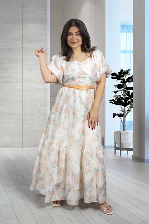 فستان نسائي أنيق قماش مشجر قصير بقصدر مربعة مفتوحة بأزرار من الأمام و زم على الأكمام وحزام على الخصر 