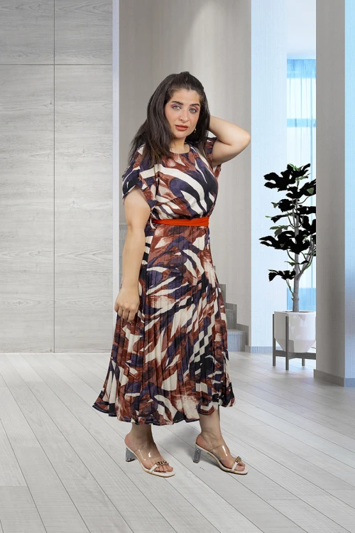 فستان نسائي أنيق قماش مشجر بقصة صدر دائرية و أكمام قصيرة وزم وكسرات من الخصر  مع حزام خارجي