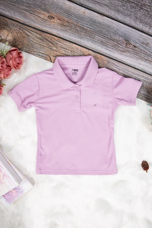 تيشرت بناتي انيق لون موف أكمام قصيرة و ياقة بأزرار من الأمام 