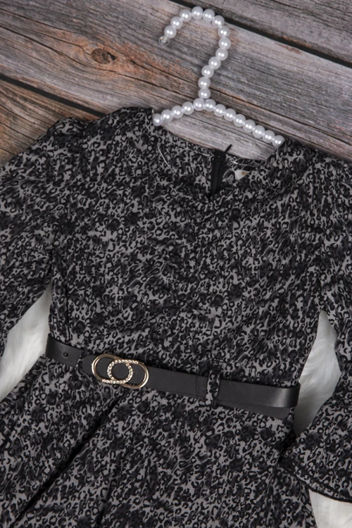 فستان بناتي أنيق مشجر لون أسود  أكمام طويلة و ربطة على الرقبة وحزام خارجي على الخصر