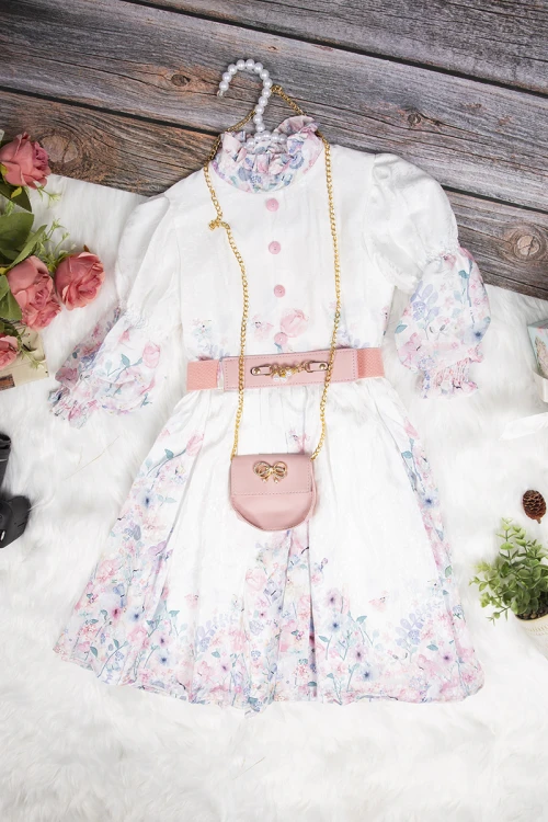 فستان بناتي أنيق مشجر ياقة عالية بأزرار وحزام خارجي على الخصر مع شنطة صغيرة 