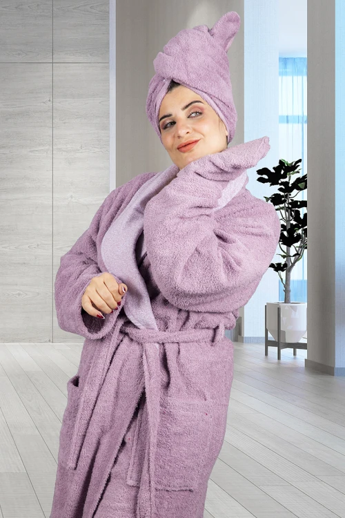 طقم روب حمام طويل لون موف  5 قطع يتكون من روب  ومنشفة كبيرة ومنشفة رأس وقفاز غسيل و شبشب 