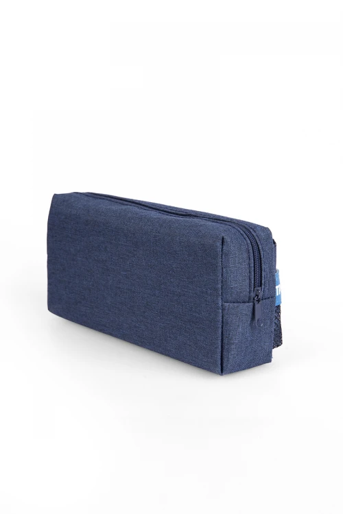 مقلمية مدرسية مصنوعة من القماش بزخرفة وكتابات