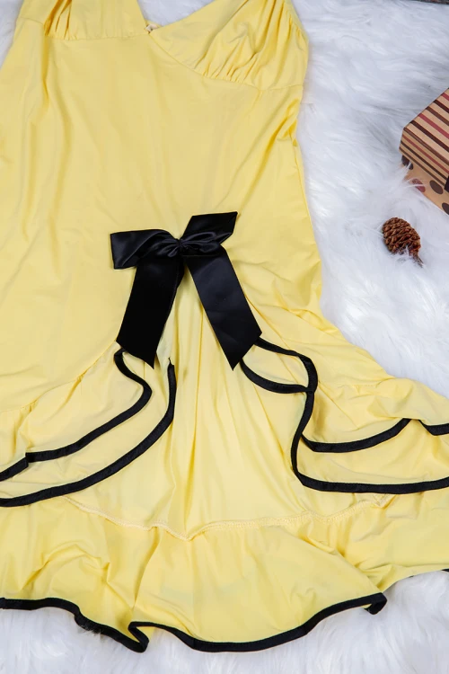 قميص نوم لانجري نسائي قصير قطعتين قماش مطاط بأطراف ساتان باللون الأسود مع فيونكة 