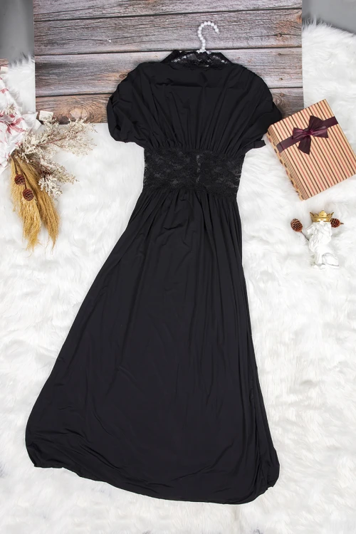 قميص نوم لانجري نسائي ثلاث قطع ساتان مع دانتيل أبيض روب خارجي طويل و قطعتين داخلي 