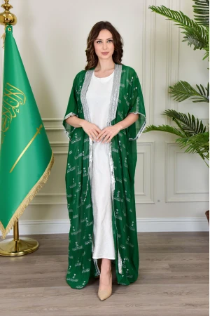 بشت وطني نسائي أنيق لون أخضر قماش شيفون بأطراف مطرزة باللون الفضي أكمام قصيرة و مفتوح برباط من الأمام