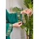 جلابية نسائي أنيقة قطعتين لون أخضر بأطراف مطرزة باللون الذهبي على الصدر و الأكمام الطويلة و برباط من الأمام