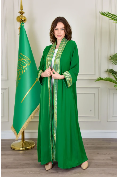 بشت وطني نسائي أنيق لون أخضر قماش شيفون بأطراف مطرزة باللون الفضي أكمام قصيرة و مفتوح برباط من الأمام