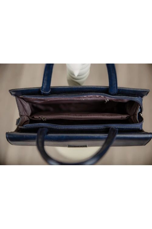 حقيبة يد نسائية مصنوعة من الجلد بتصميم أنيق مع محفظة صغيرة وجيب خلفي