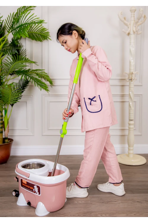 زي عاملة شتوي قطعتين أكمام طويلة وجيوب فيونكة و ياقة بازرار أمامية