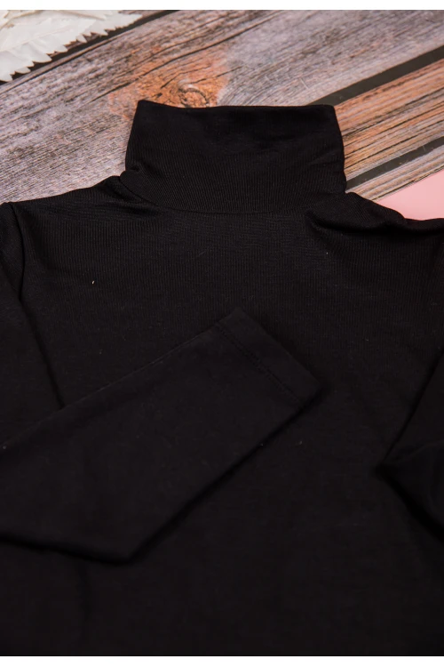 بلوزة أطفال شتوية لون أسود برقبة و أكمام طويلة