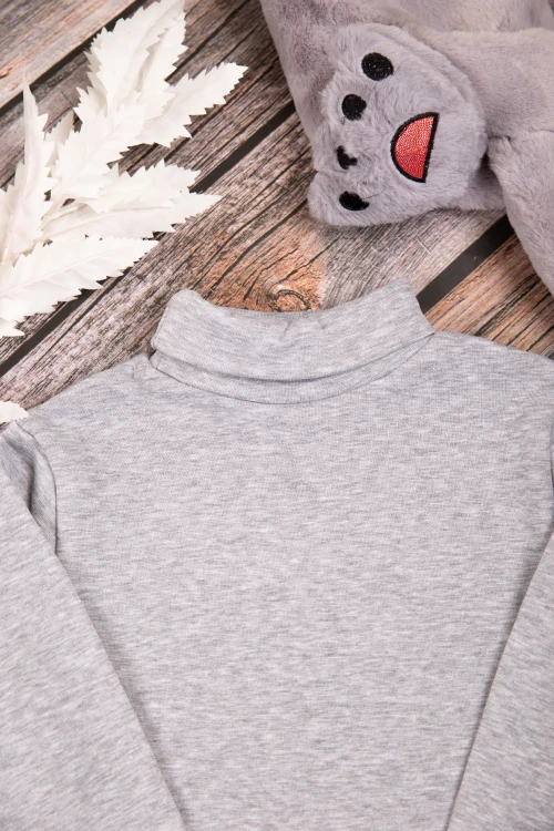 بلوزة أطفال شتوية لون رصاصي برقبة و أكمام طويلة